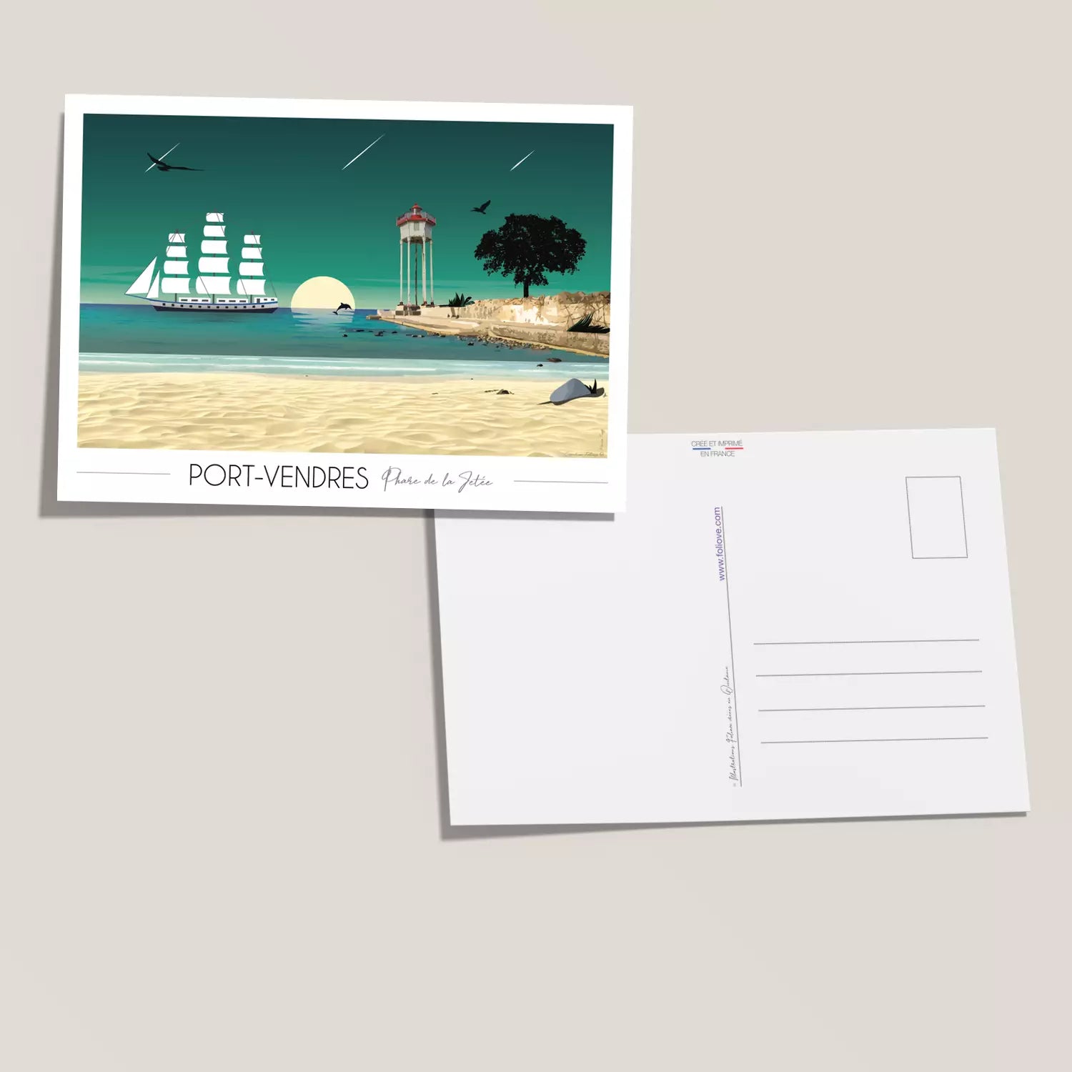 Carte postale Port Vendres - Phare et voilier